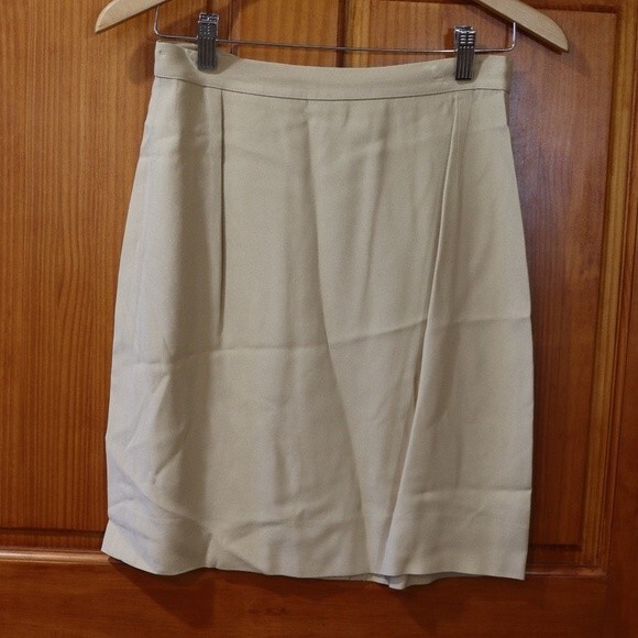 Giorgio Armani Vintage 1980s Cream Ruched Jacket + Mini Skirt Set – Rare Designe - Picture 8 of 16